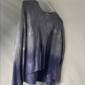 American Eagle Blue tye dye shirt